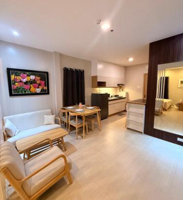 Cebu Apartamento | Luxe 1BR Penthouse in Hyde Cebu Park Residences