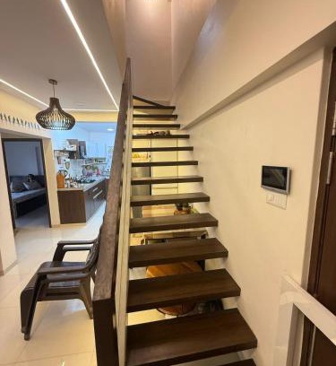Aundh Apartamento | Luxe 3bhk bungalow Baner