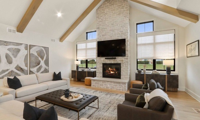 Lake Geneva Casa | Luxe at the Lake | Heated Saltwater Pool |Lake Views |Enclosed Porch | Movie Theater