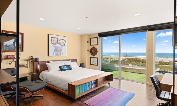 Playa Del Rey Condominio | Luxe Beachfront Beau at Silicon Beach