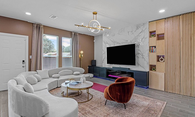 Garland Casa | Luxe-haven: Brand New Luxury Designer Home in Garland Texas