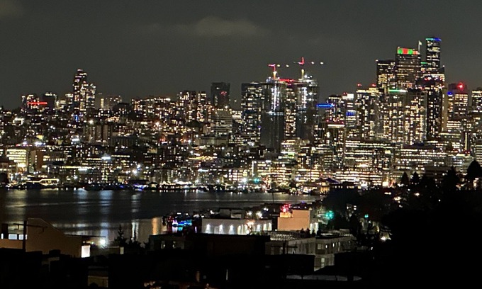Fremont Casa | Luxe home near Space Needle & Lumen Field w/Views