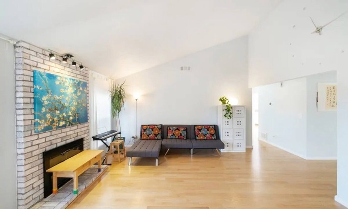 Dublin Casa | Luxe Modern Getaway in The East Bay!