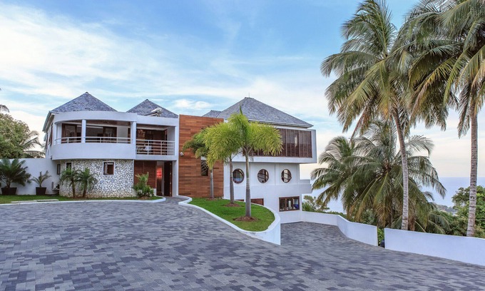 Port Antonio Villa | Villa moderna de seis dormitorios en Cocosan, acceso al hotel Geejam