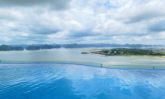 Ha Long Apartamento | Luxe Rental Apartments - Residence A La Carte