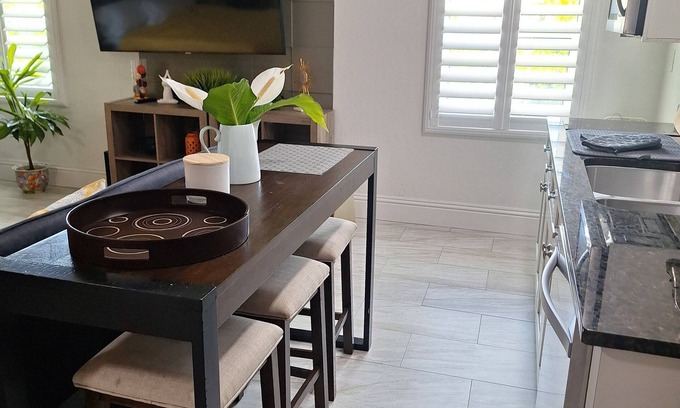 Deep Creek Apartamento | Luxe Studio in Punta Gorda!