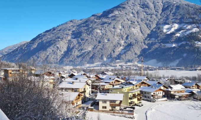 Emberg Apartamento | Apartamento Luxner (KAB131) en Kaltenbach - 3 personas, 1 dormitorios