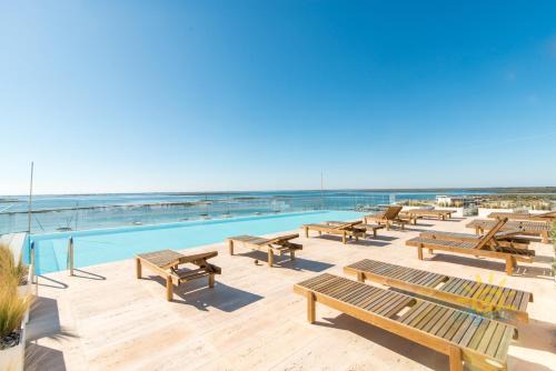 Olhao Apartamento | Luxo à Beira-Mar na Ria Formosa