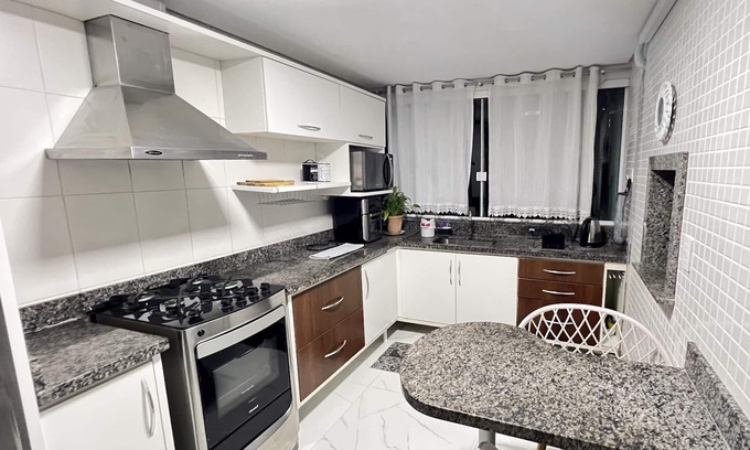 Nacoes Apartamento | Luxo com Churrasqueira
