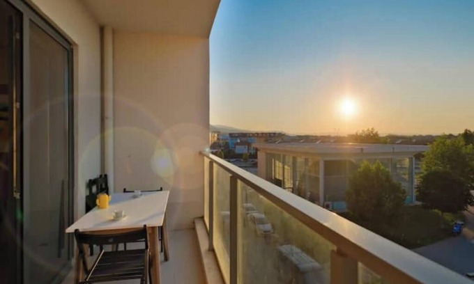 Serdivan Apartamento | Luxor - Bright Modern 3BR Apt w/ Parking