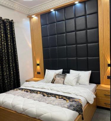 Ngor Cama Y Desayuno | Luxueuse petite chambre, salle de bain extérieure privée