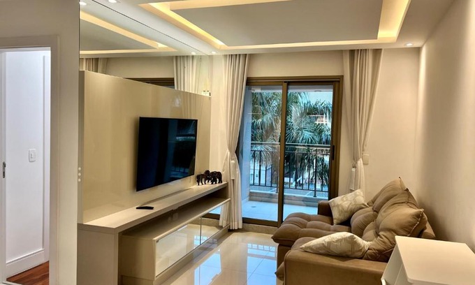 Batel Apartamento | Luxuoso apto 2 quartos na Av do Batel- Academia, Piscina aquecida e Churrasqueira