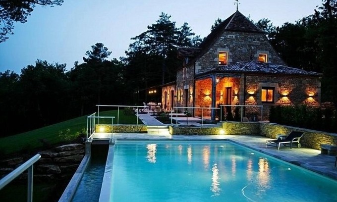 Les Eyzies Casa | Gran casa de campo de lujo 5 estrellas / piscina / vistas de largo alcance en un hermoso campo