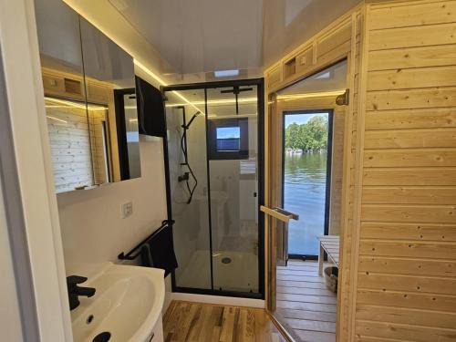 Berliner Vorstadt Alquiler De Eote | Luxuriöses Hausboot SeaSide NEU!