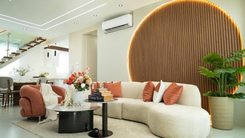 Santiago Province Apartamento | Luxurious PH, Near Airport,Private Jacuzzi