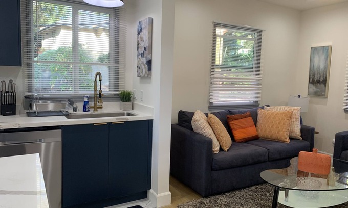 Altadena Casa | Luxurious 1 Bd 1 Ba Home Behind Private Gates