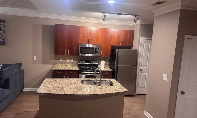 Northlake Apartamento | Luxurious 1 bedroom Apartment