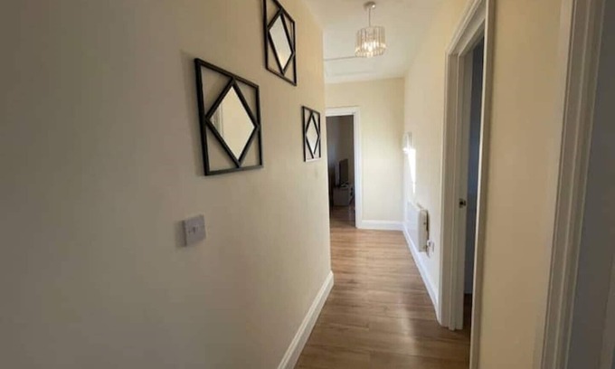 Horsell Apartamento | Luxurious 1 bedroom flat with free parking