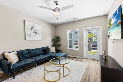 Melbourne Apartamento | Luxurious 2/2 Condo with Pool, Gym and Laundry