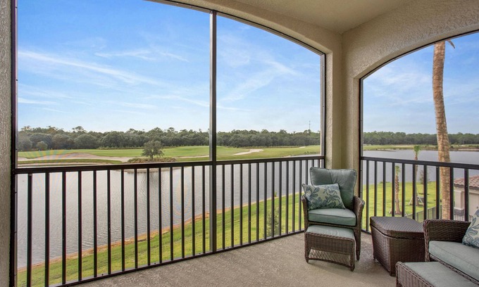 Braden River Condominio | Lujoso condominio de 2 dormitorios y 2 baños en la hermosa comunidad de golf