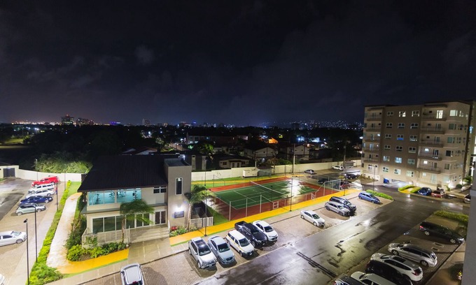 Eden Gardens Apartamento | Luxurious 2 bed 2 bath in Kingston city center