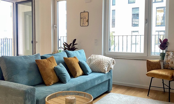 Schoenefeld Apartamento | Luxurious 2-room apartment, WLAN, washing machine