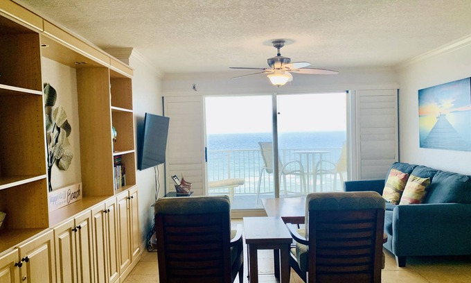 Seawinds Condo Condominio | Luxurious 2BD/2BA Direct Beachfront Condo Sleeps 6, Ormond Beach/Dayton
