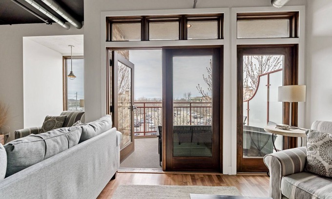 Grand Haven Condominio | Luxurious 2BDR Loft-Condo Grand Haven 12