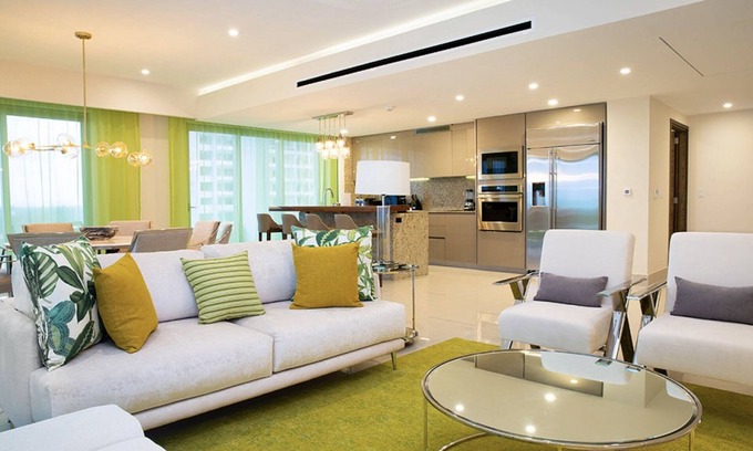 Puerto Juárez Complejo | Luxurious 3 Bedroom Oceanfront Suite right on the beach of Cancun!