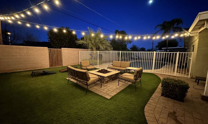 Scottsdale Highlands Casa | Luxurious 3 Bedroom Home w Heated Pool, BBQ & Firepit