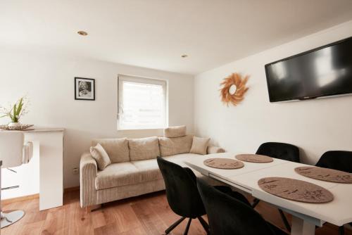 Vienna Apartamento | Luxurious 3BD Villa in Prime Location of Vienna