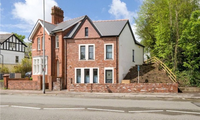 Roath Casa | Luxurious 4Bd House | Roath Park