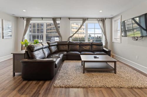 Atlantic City Apartamento | Luxurious 8BR Beach Duplex w Ocean Views