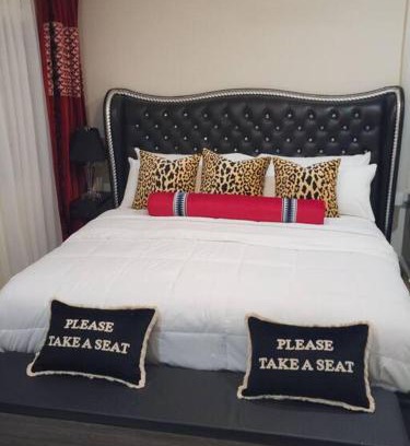 Quartz Hill Apartamento | Luxurious All Private GuestSuite