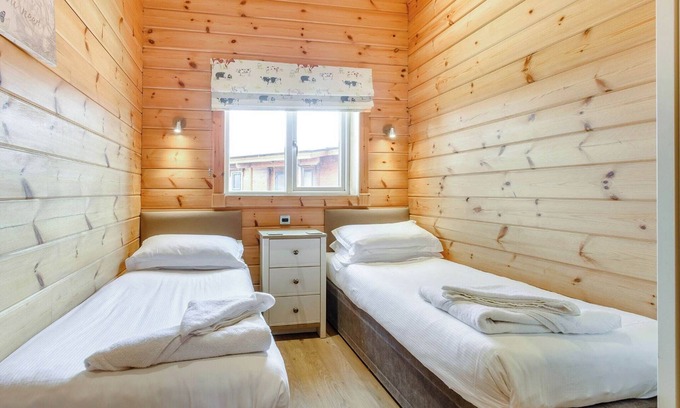 Hollym Chalet De Esquí | 3 bedroom accommodation in Withernsea