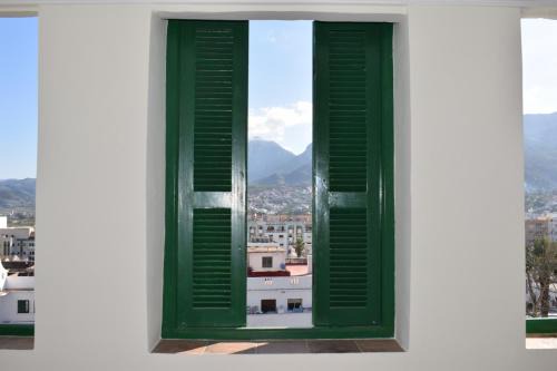 Tetouan Apartamento | Luxurious apartment at top location with scenic mountain view