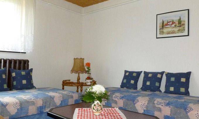 Alt Gaarz Apartamento | Luxurious Apartment in Rerik Germany with Garden