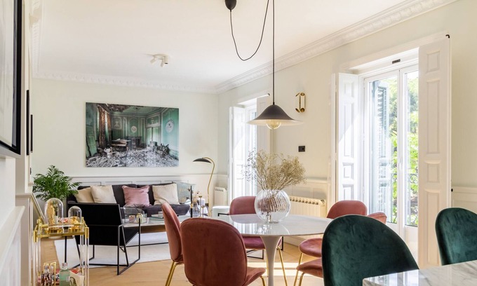 Jeronimos Apartamento | Piso de lujo con 3 habitaciones en el Parque del Retiro. Totalmente equipado, con A/C e internet