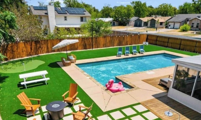 Cherry Creek Villa | Luxurious Austin Retreat w/ Massive Private Pool