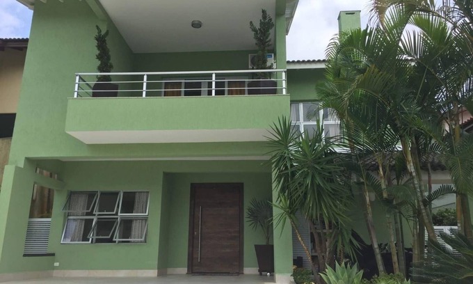 Vista Linda Casa | casa de playa de lujo con piscina. alto nivel condominio Hanga Roa