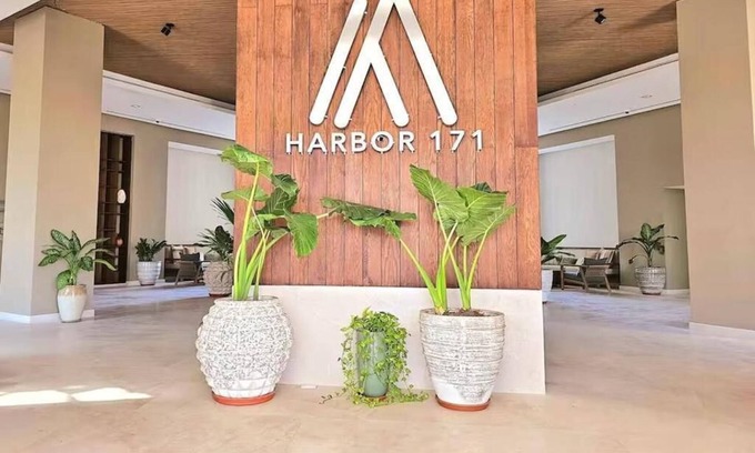 Colonia Olímpica Condominio | Luxurious Brand New Beachfront Condo with Stunning 17th-Floor Ocean Views