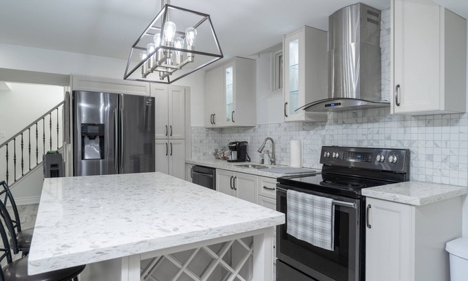 Markham Apartamento | Luxurious Bright Basement Apartment!!