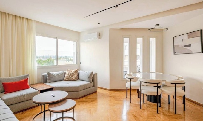 RACINE EXTENSION Apartamento | Luxurious central apartment not overlooked