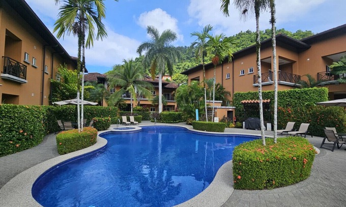 Herradura Condominio | Luxurious Condo in the Heart of Los Sueños Resort