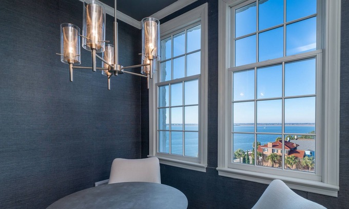 South of Broad Condominio | Luxurious Condo with Stunning Views of Charleston