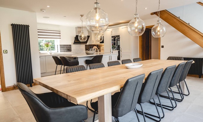 Rhyd-y-clafdy Casa | Luxurious cottage on working organic dairy farm