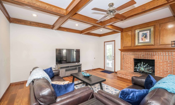 Loveland Casa | Luxurious Dream Home – For 10!