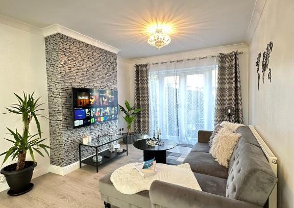 Northfield Casa | Luxurious family home in West Midlands