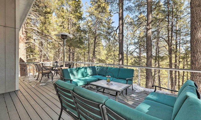 Kachina Village Casa | Luxurious & Forested Oasis in Flagstaff w/ Hot Tub