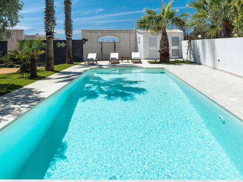 Marsala Casa | Luxurious Holiday Home in Marsala with Pool